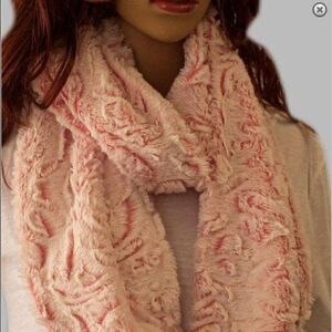 Super Soft Sherpa Infinity Scarf Rose Pink